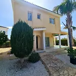 Anastasia - Stunning Sea View, Cheerful 2 Bedroom فيلة