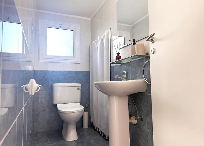 Anastasia - Stunning Sea View, Cheerful 2 Bedroom Vila *