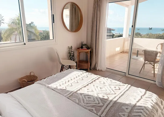 Vila Anastasia - Stunning Sea View, Cheerful 2 Bedroom *