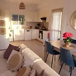 Villa Anastasia - Stunning Sea View, Cheerful 2 Bedroom