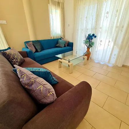 Anastasia - Stunning Sea View, Cheerful 2 Bedroom Villa *