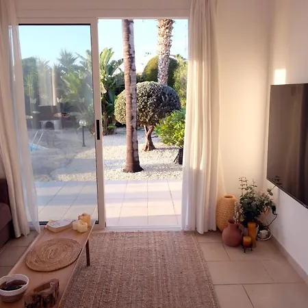 Cheerful 2 Bedroom Villa, Sea Views, Refurbished 2026 Villa *